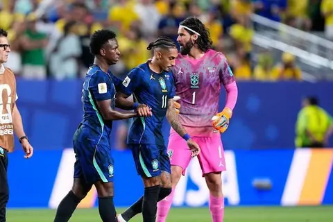 هل يلحق بمواجهة اسكتلندا؟.. منتخب البرازيل يعلن تفاصيل إصابة رافينيا